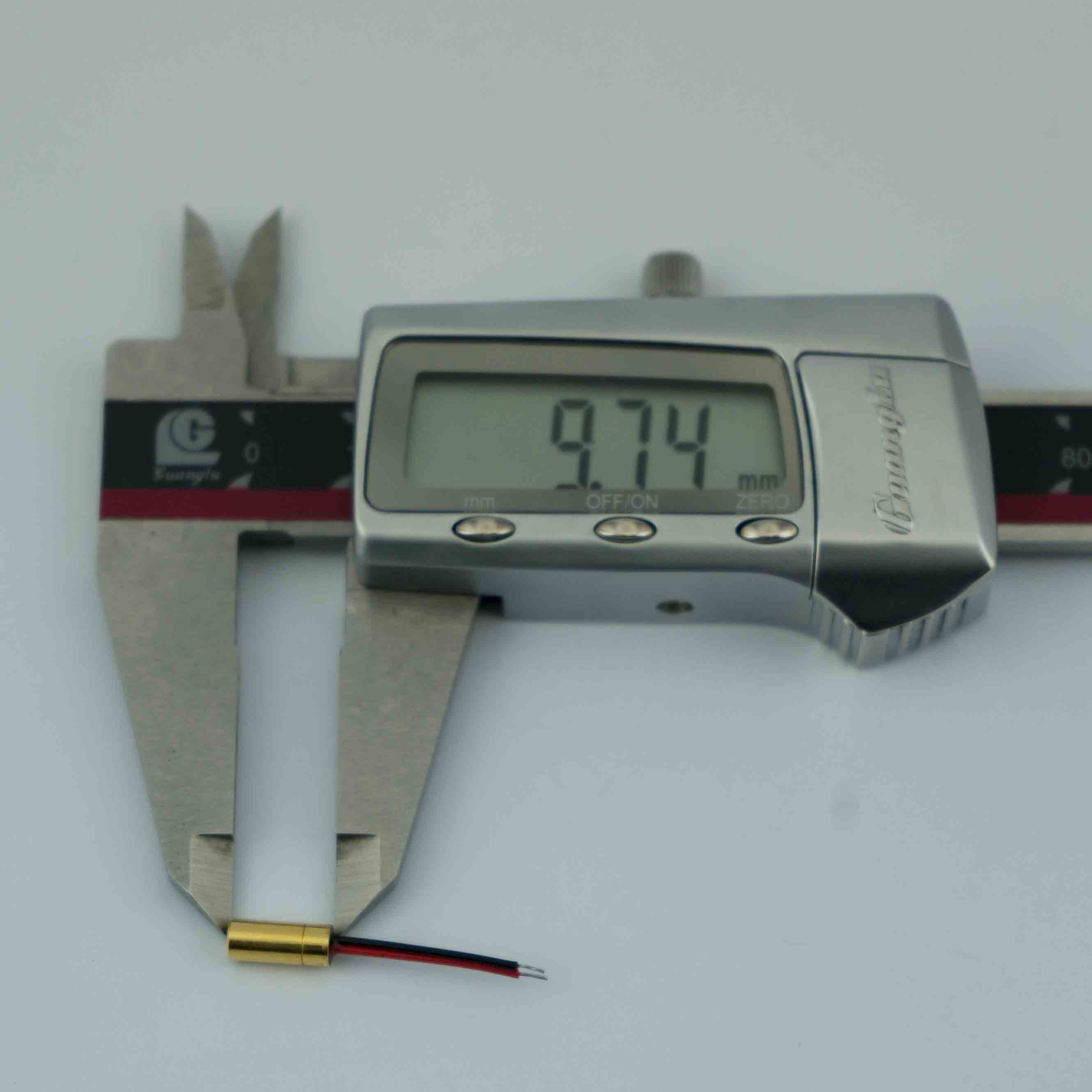 最小的激光器 Φ4mm 850nm 1mw IR 激光器模块握把激活激光器用于手枪激光器